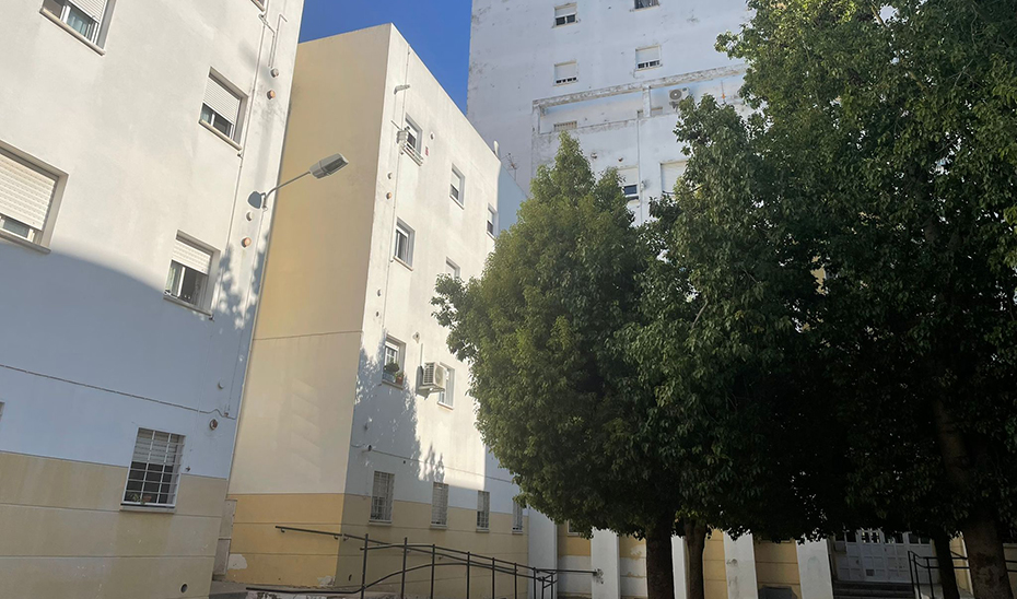 Imagen del artículo La Junta invierte 1,5 millones en las obras de mejora energética de 65 viviendas públicas en Huelva capital